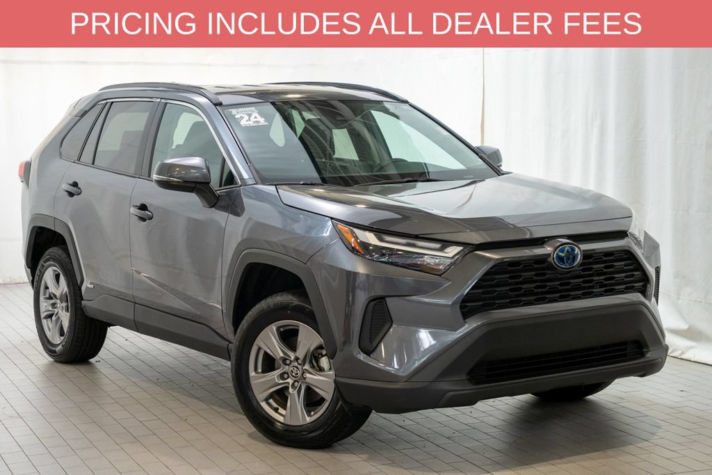 Used 2024 Toyota RAV4 LE AWD/4WD image 1