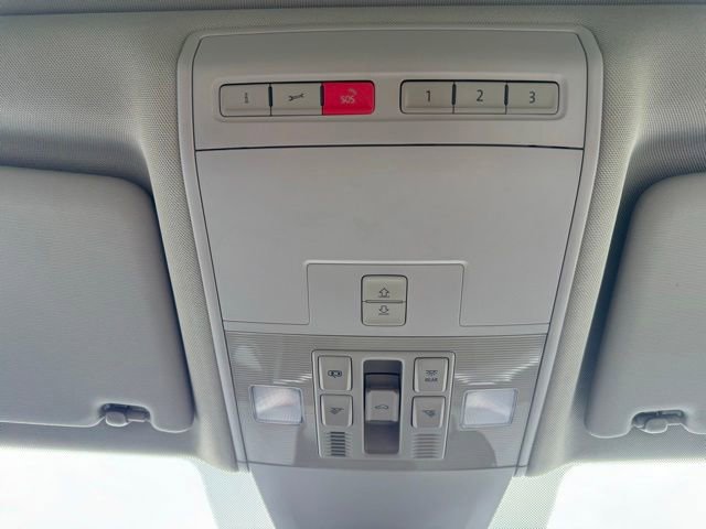 Used 2018 Volkswagen Atlas SEL AWD/4WD image 26