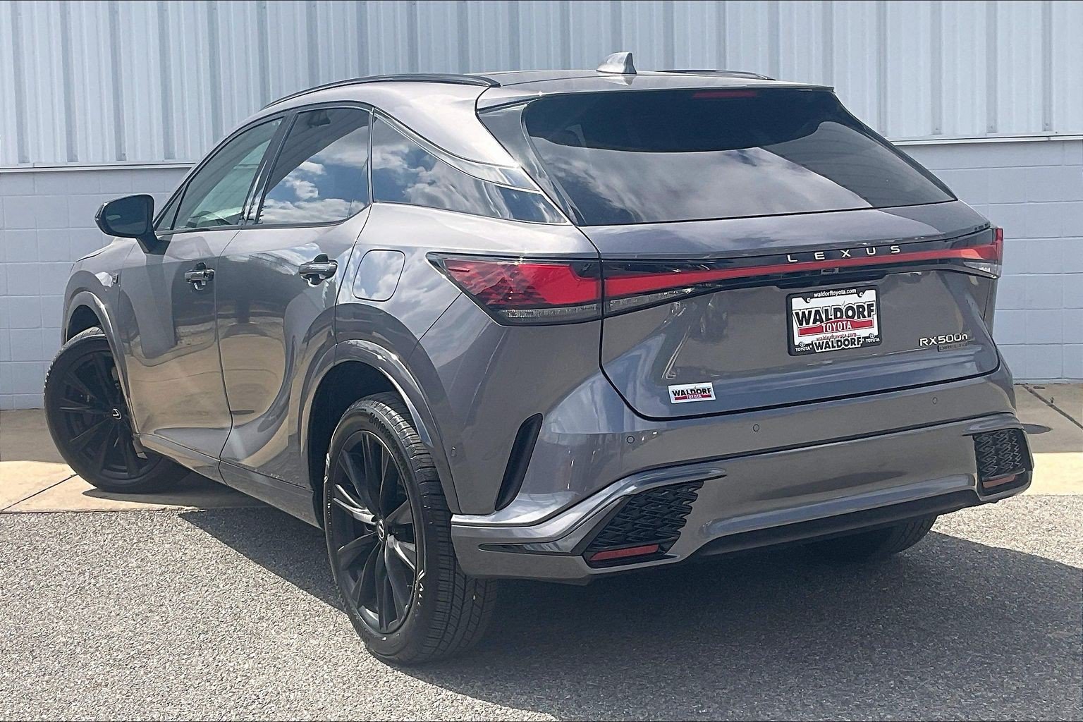 Used 2023 Lexus RX 500h F Sport w/ Accessory Package (Z1) AWD/4WD image 15