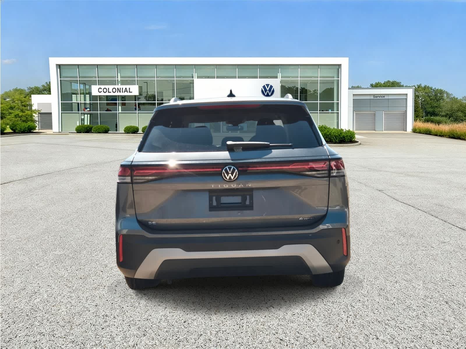 New 2026 Volkswagen Tiguan SE AWD/4WD image 9