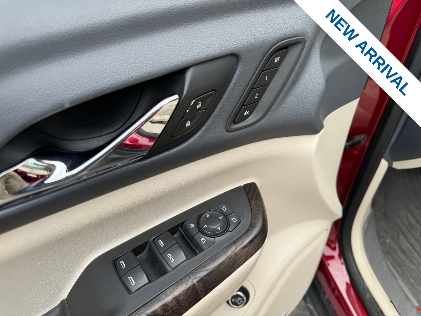 Used 2020 GMC Acadia Denali w/ Trailering Package image 18