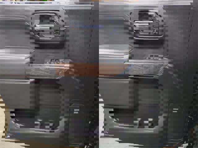 Used 2020 GMC Sierra 1500 Denali w/ Denali Premium Package image 31