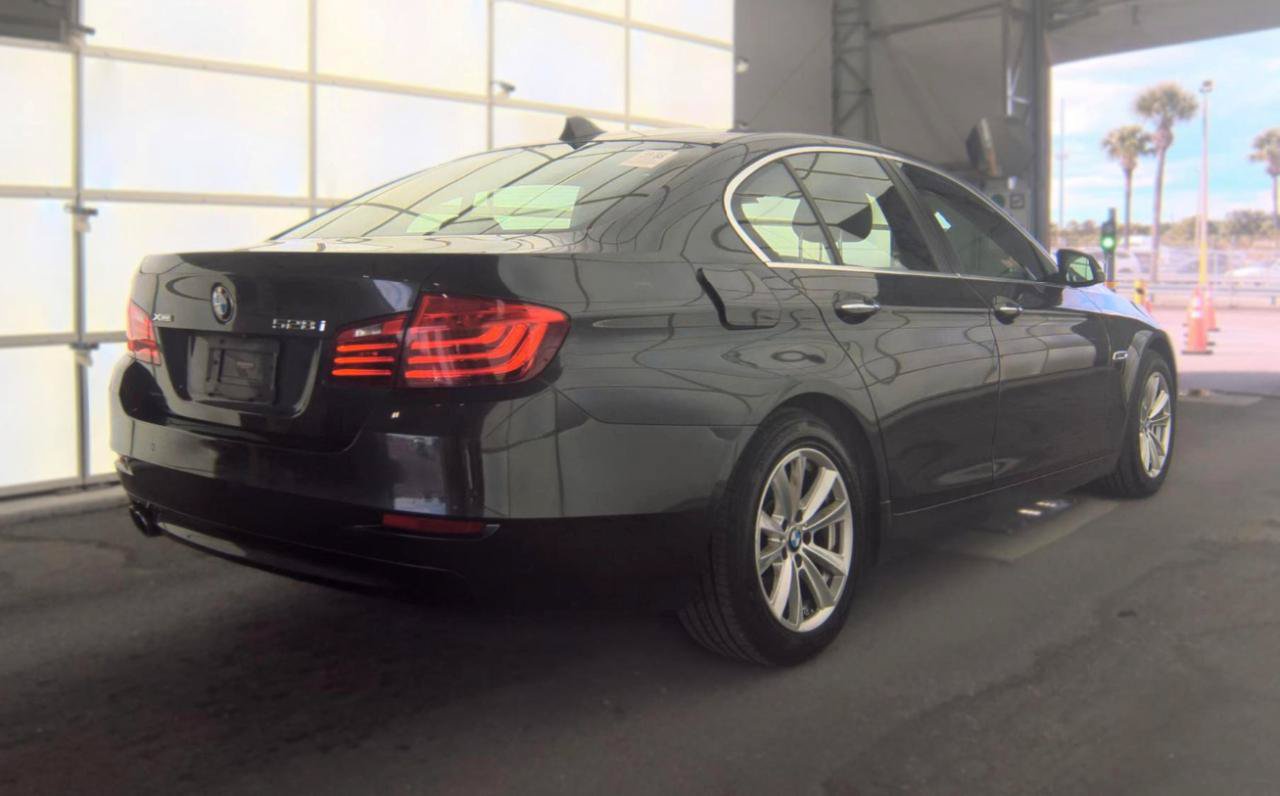 Used 2015 BMW 528i xDrive Sedan AWD/4WD image 5