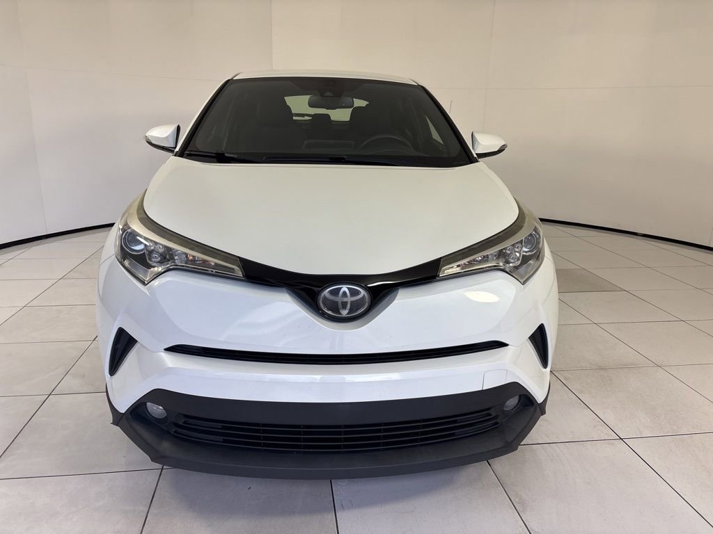 Used 2018 Toyota C-HR XLE image 8