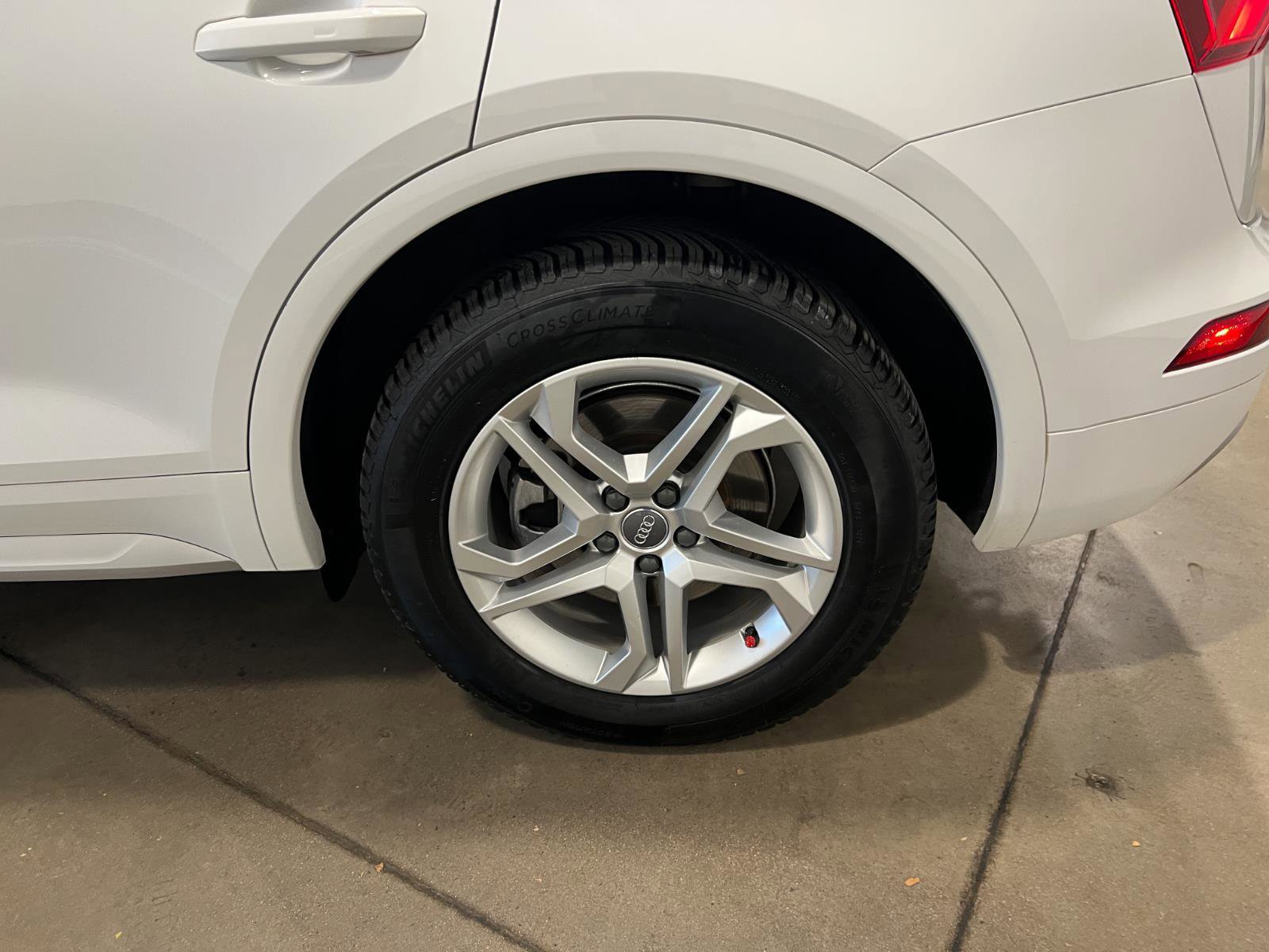 Used 2018 Audi Q5 2.0T Premium image 43