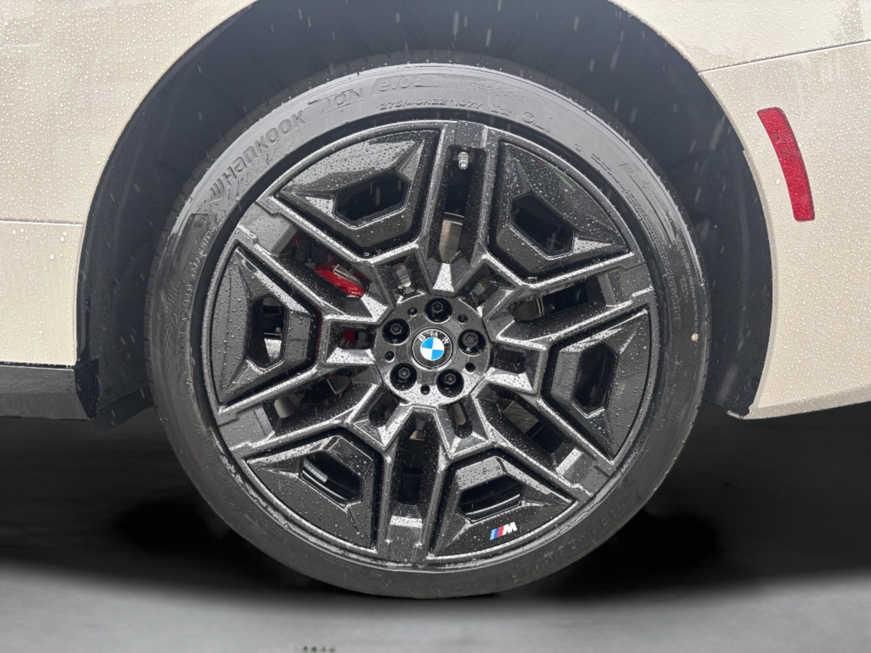 New 2026 BMW iX xDrive60 w/ M Sport Package image 7