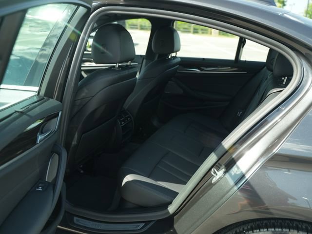 Used 2020 BMW 530i w/ Convenience Package RWD image 15