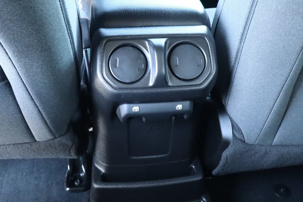 Used 2024 Jeep Wrangler Unlimited w/ Convenience Group AWD/4WD image 33