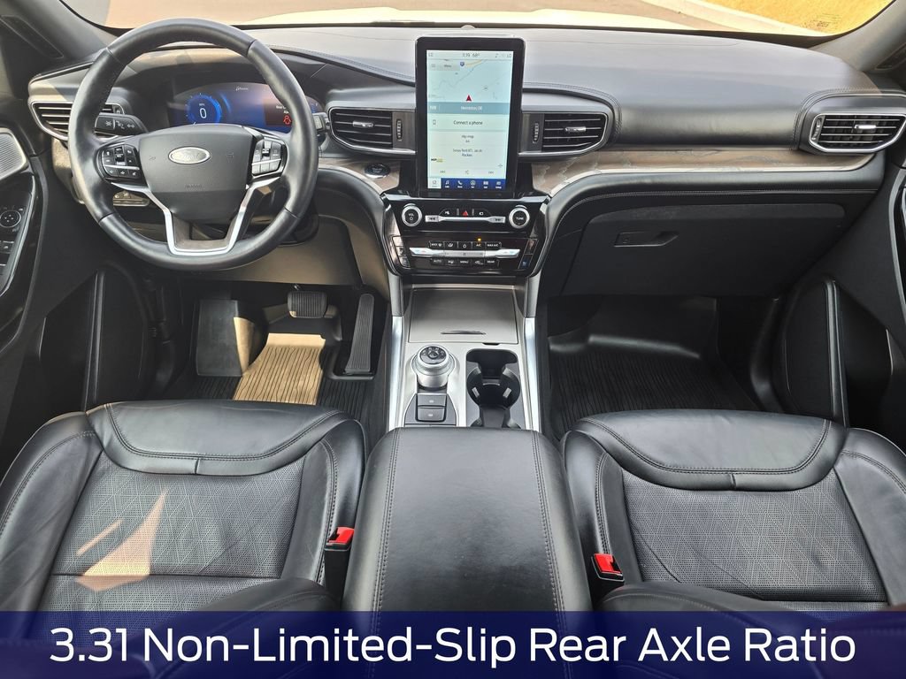 Used 2022 Ford Explorer Platinum w/ Equipment Group 601A AWD/4WD image 10