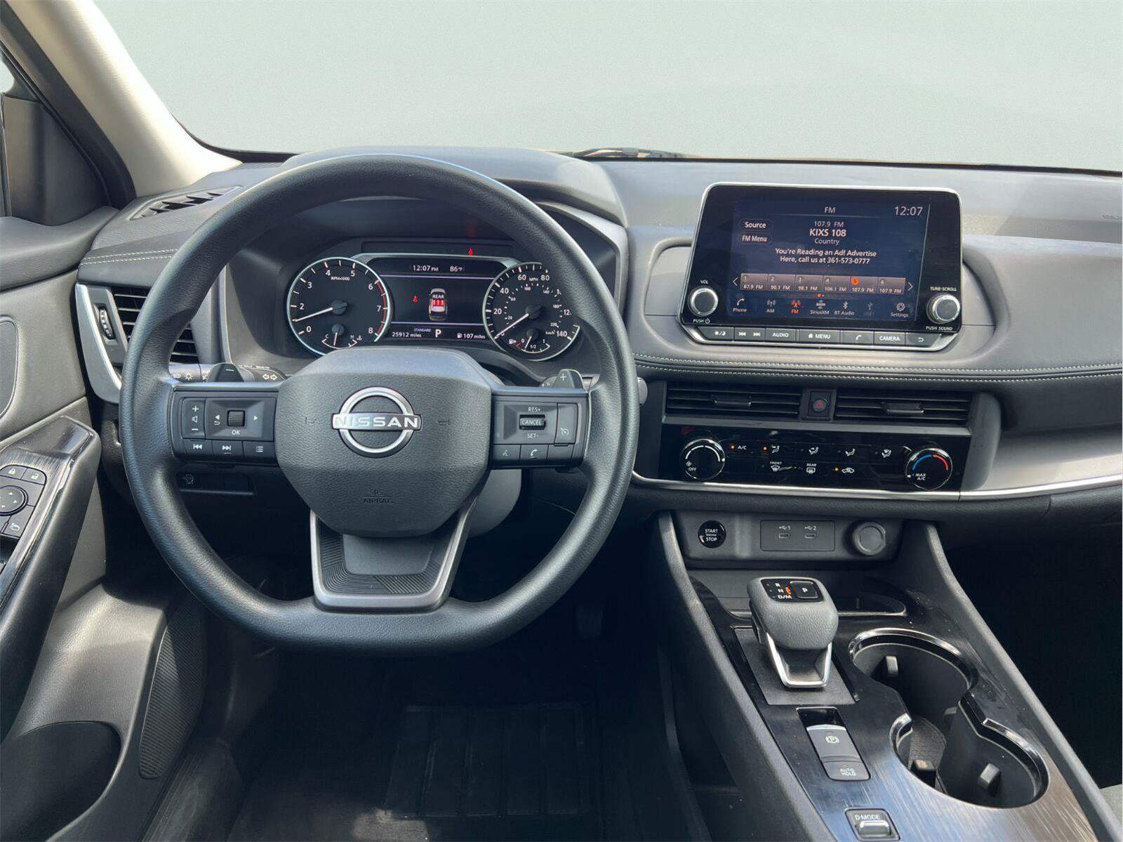 Used 2025 Nissan Rogue S FWD image 21