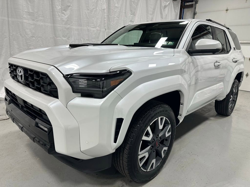 Used 2025 Toyota 4Runner TRD Sport Premium image 3