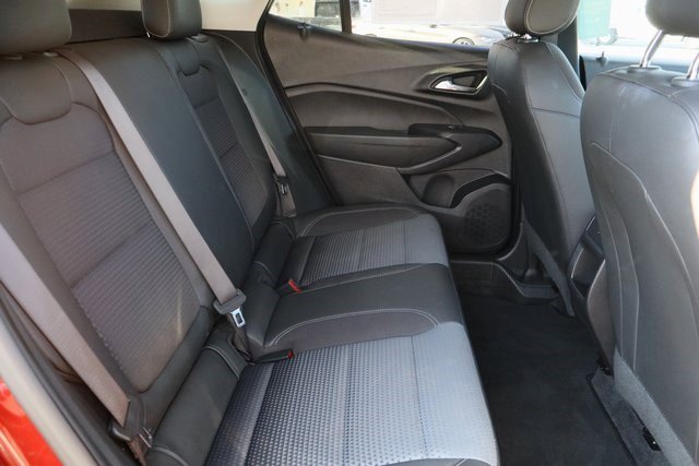 Certified 2025 Chevrolet Trax LT image 20