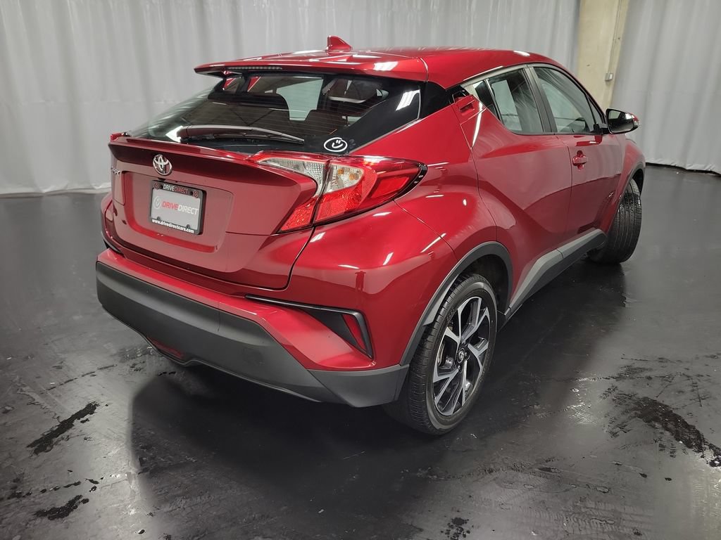 Used 2018 Toyota C-HR XLE FWD image 8