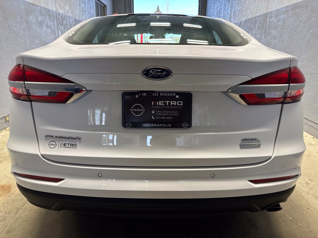Used 2020 Ford Fusion SEL FWD image 22