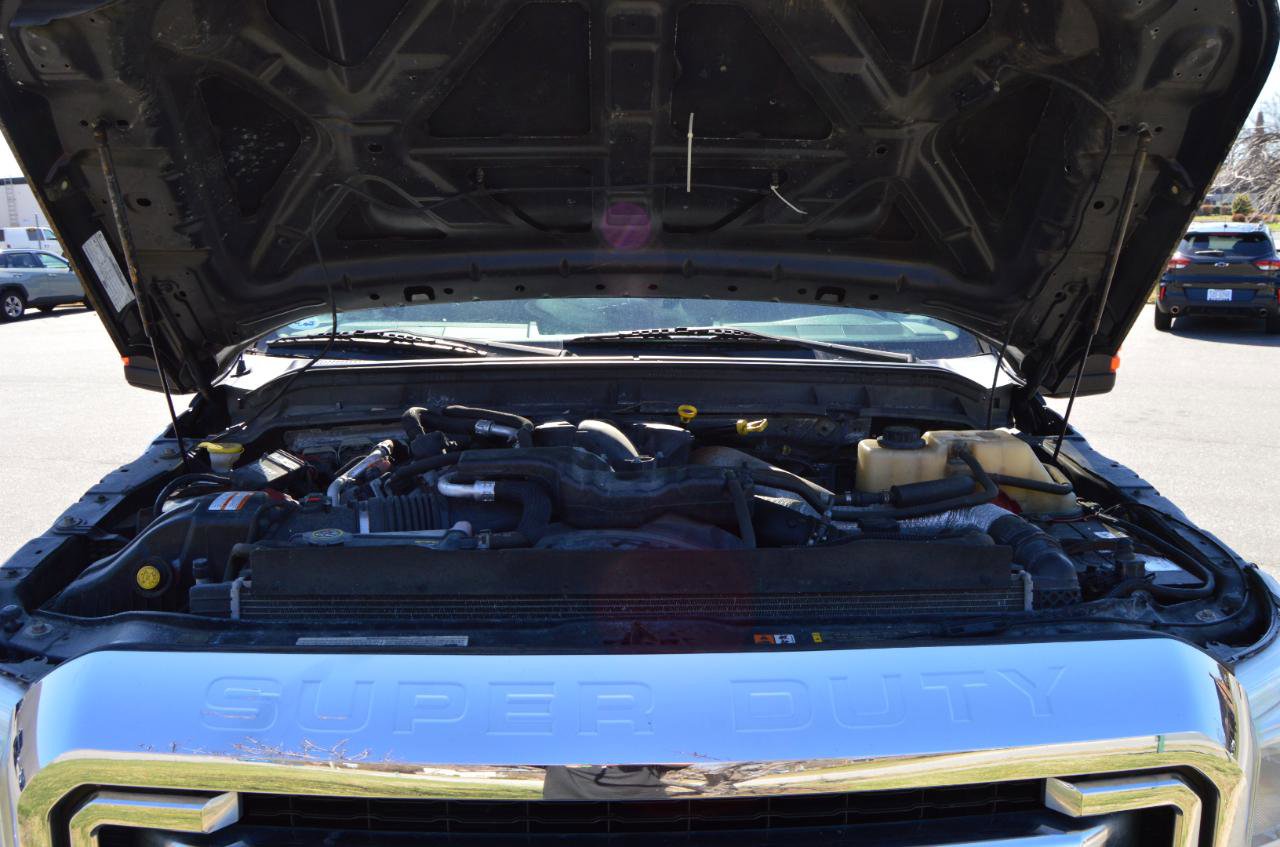 Used 2011 Ford F350 Lariat w/ Camper Pkg image 18