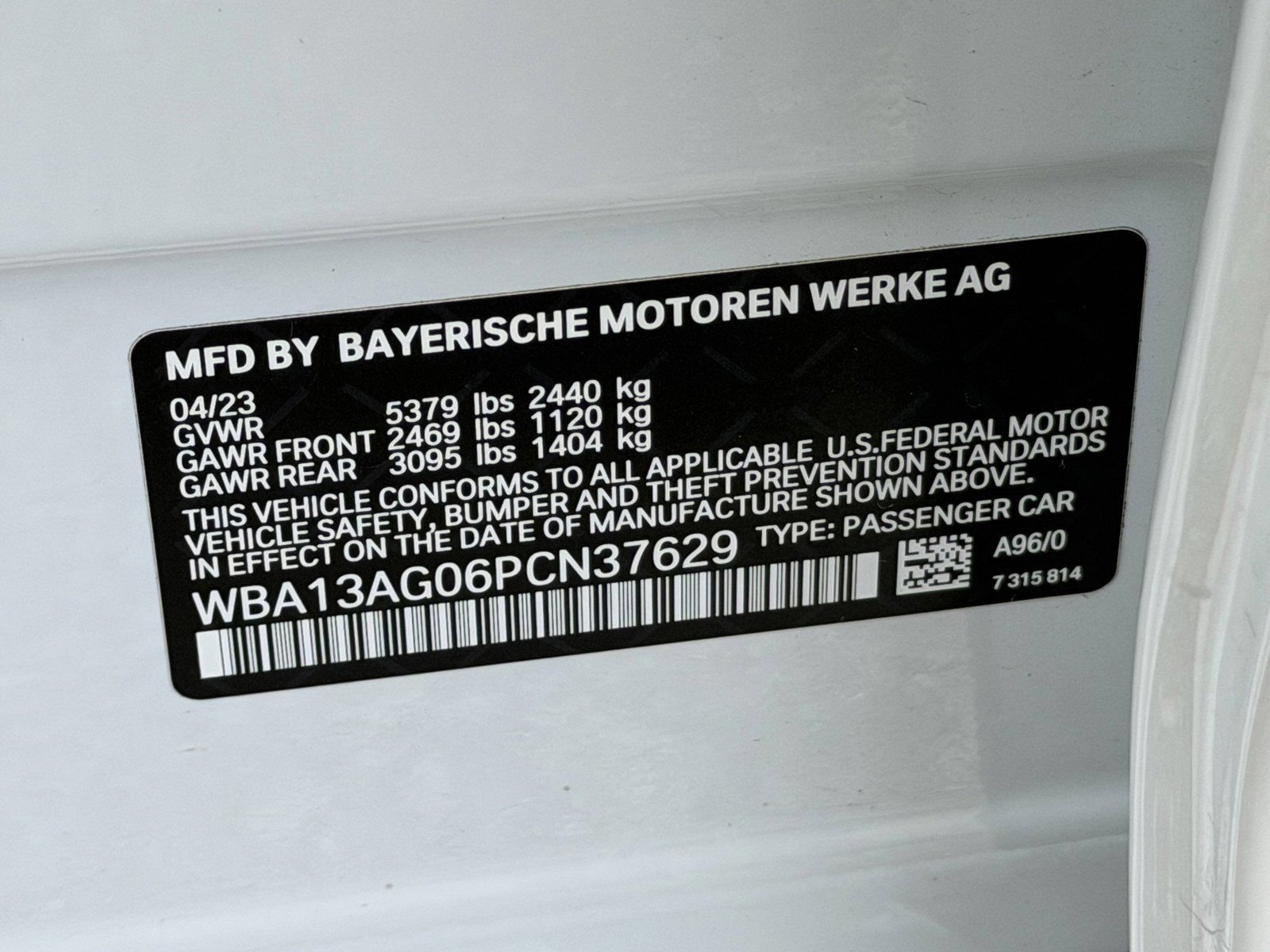 Certified 2023 BMW 530e w/ Premium Package RWD image 38