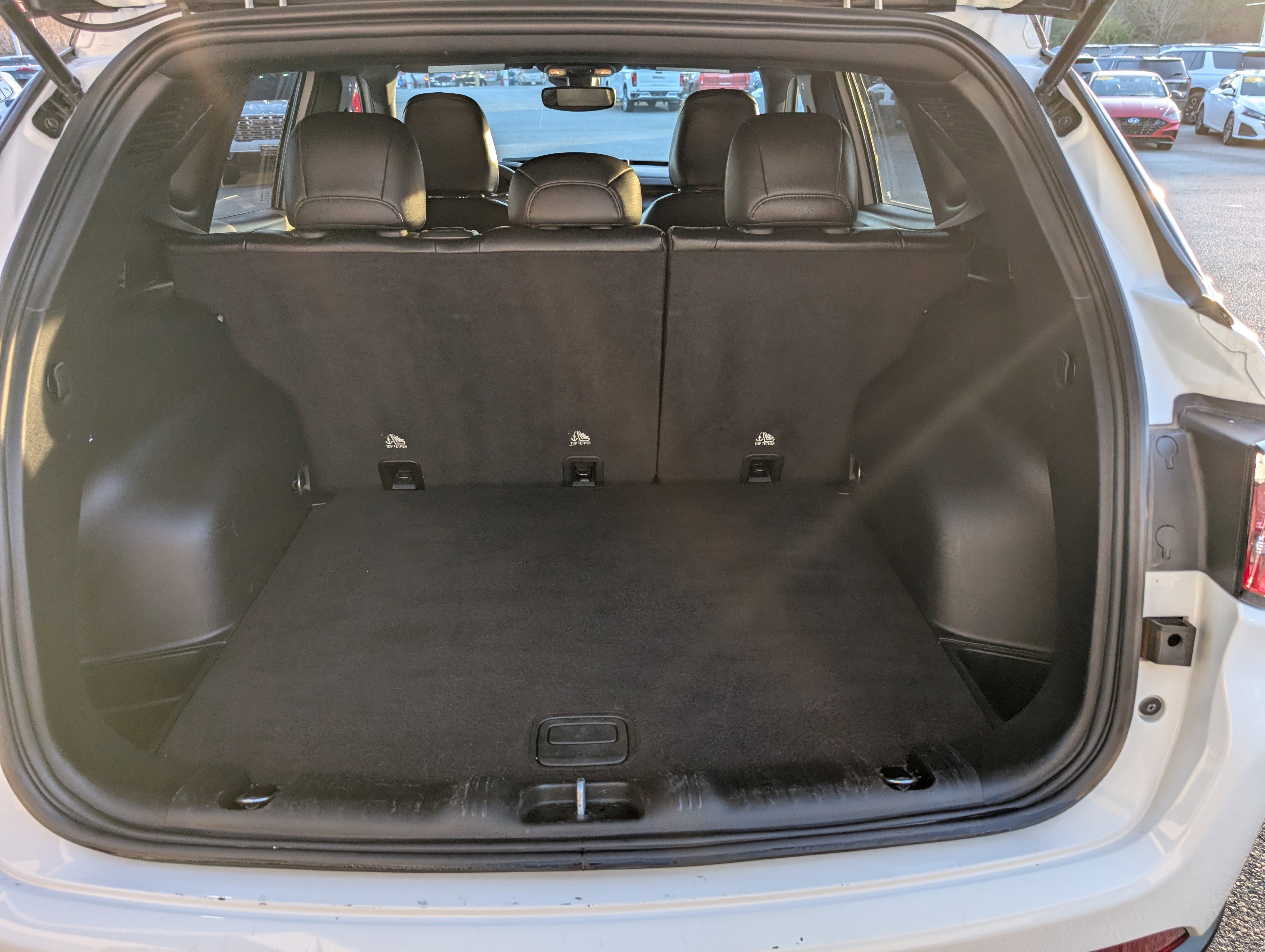 Used 2024 Jeep Compass Trailhawk image 8