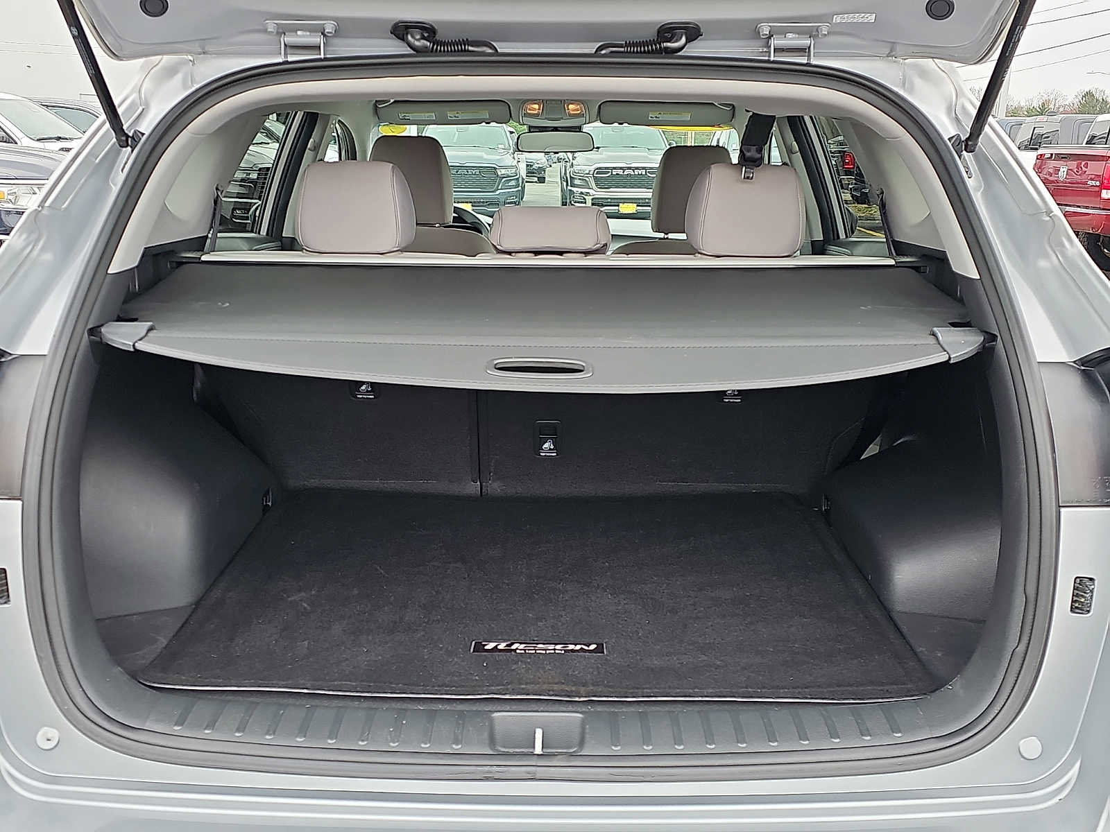 Used 2020 Hyundai Tucson SE image 29