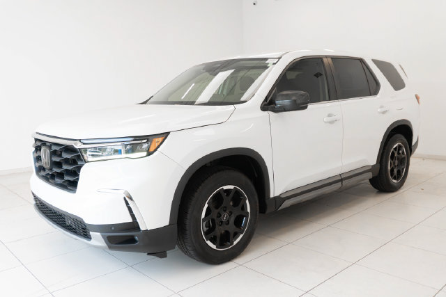 Used 2025 Honda Pilot EX-L image 27