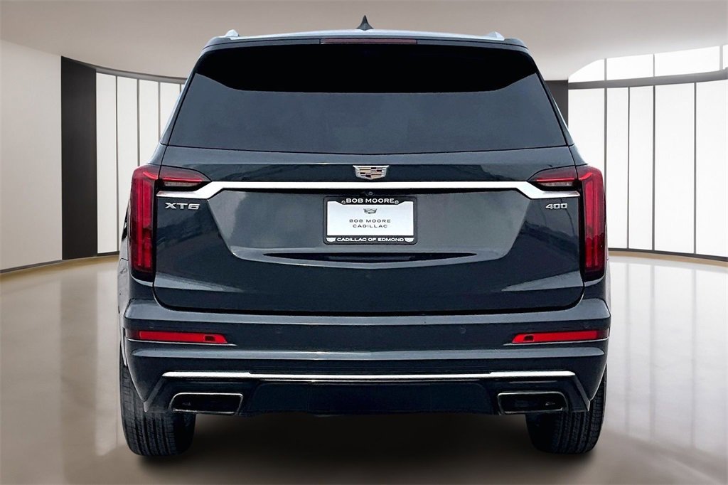Used 2023 Cadillac XT6 Premium Luxury w/ Technology Package image 4
