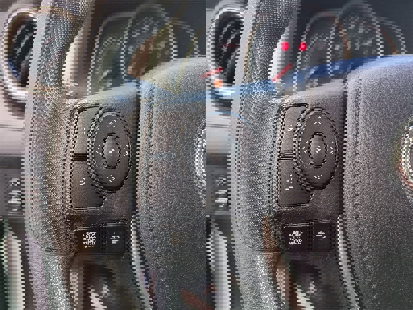 Used 2015 Toyota RAV4 LE image 22