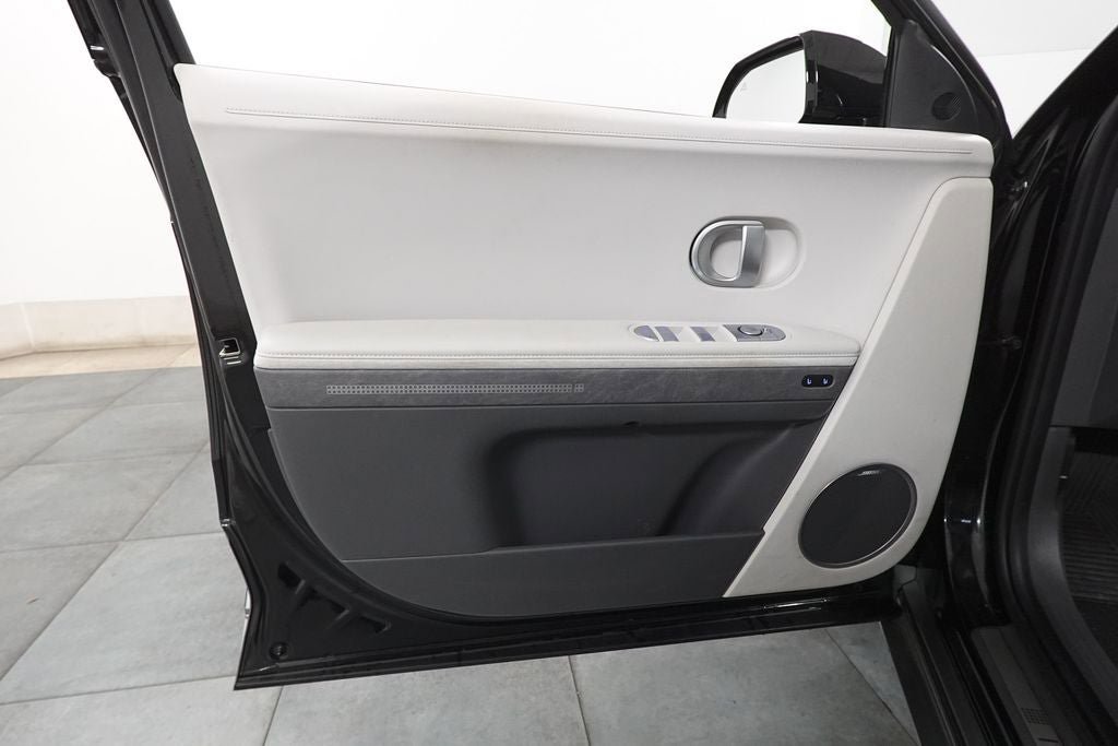 Used 2024 Hyundai Ioniq 5 Limited AWD/4WD image 23