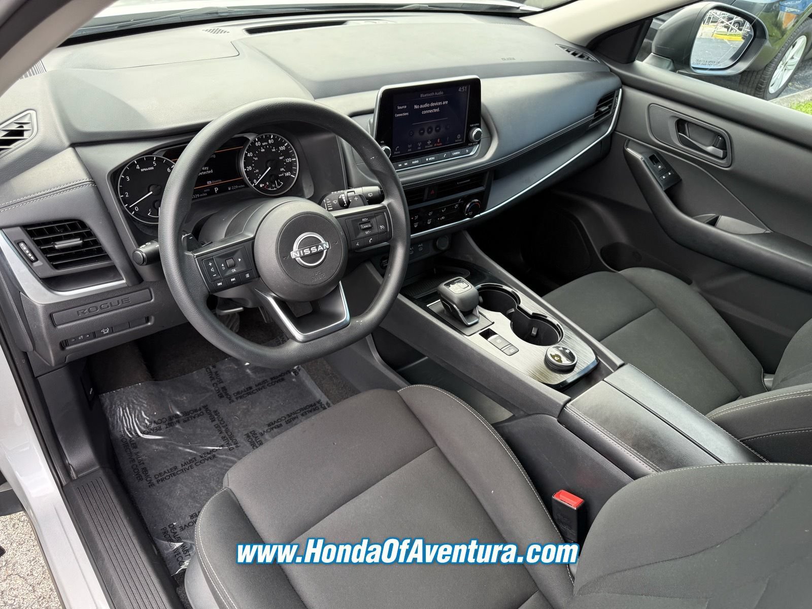 Used 2024 Nissan Rogue S AWD/4WD image 24
