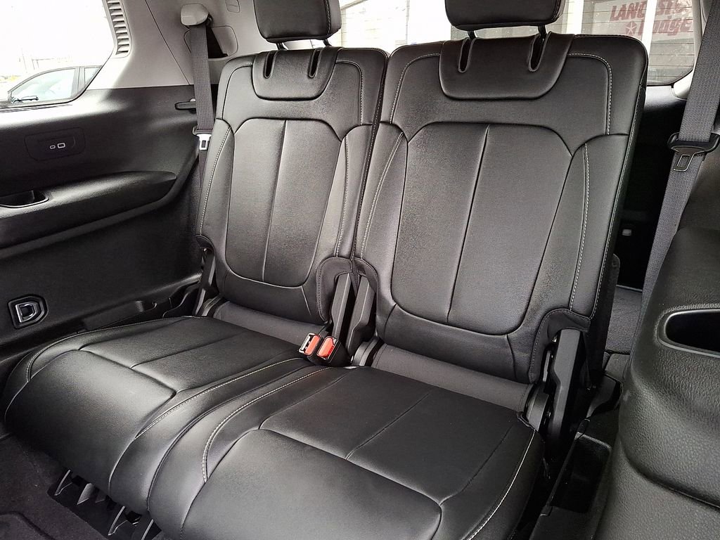 Used 2022 Jeep Grand Cherokee L Limited image 14