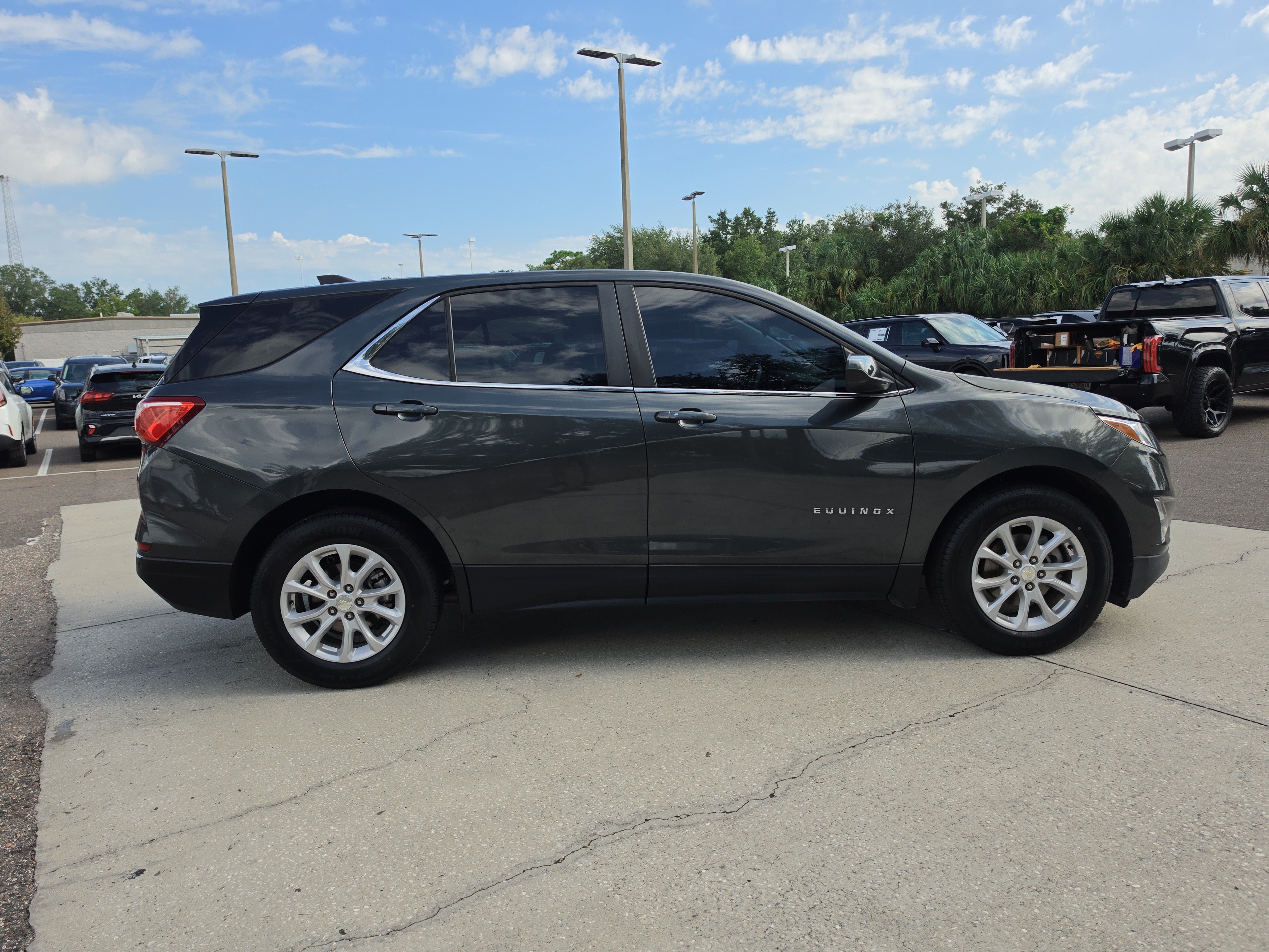 Used 2021 Chevrolet Equinox LT FWD image 9
