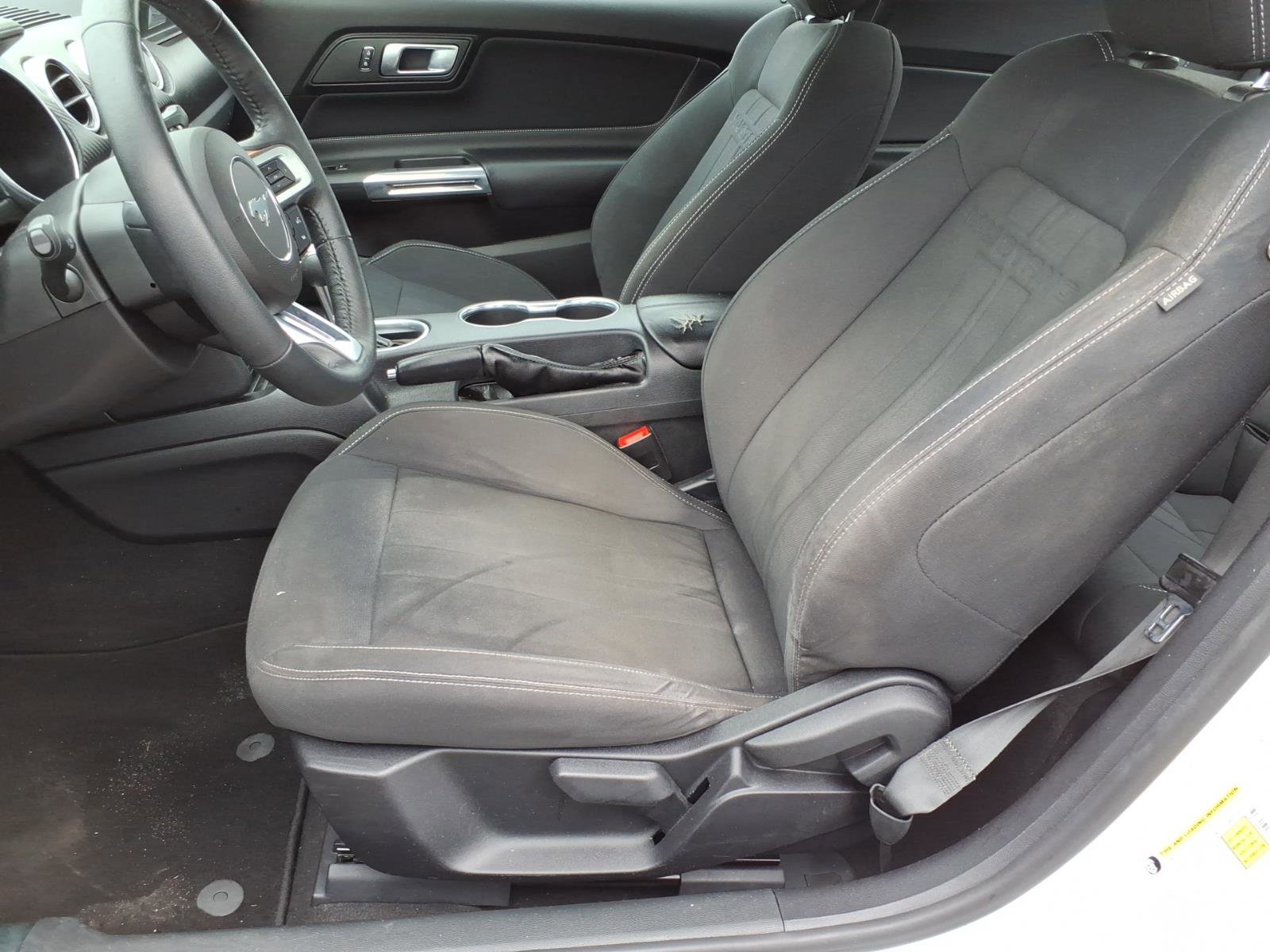 Certified 2021 Ford Mustang Coupe image 12