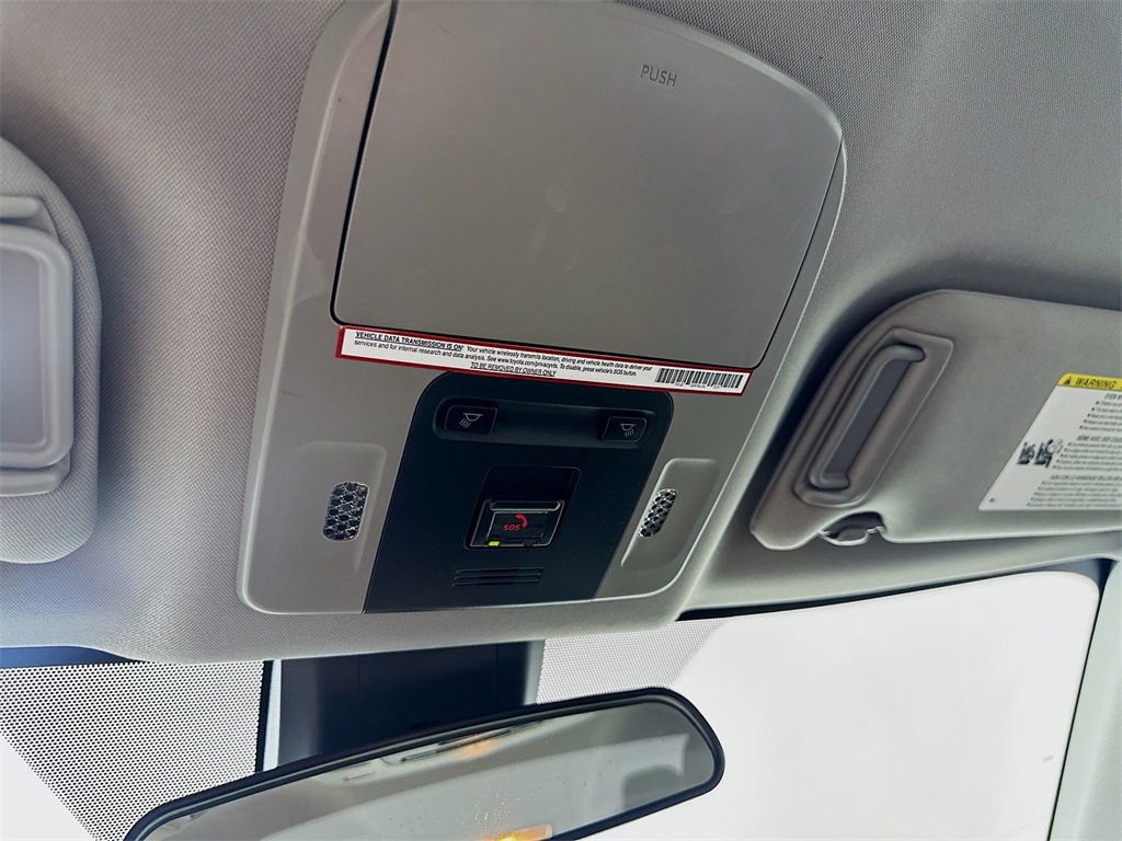 Used 2021 Toyota Camry SE image 32