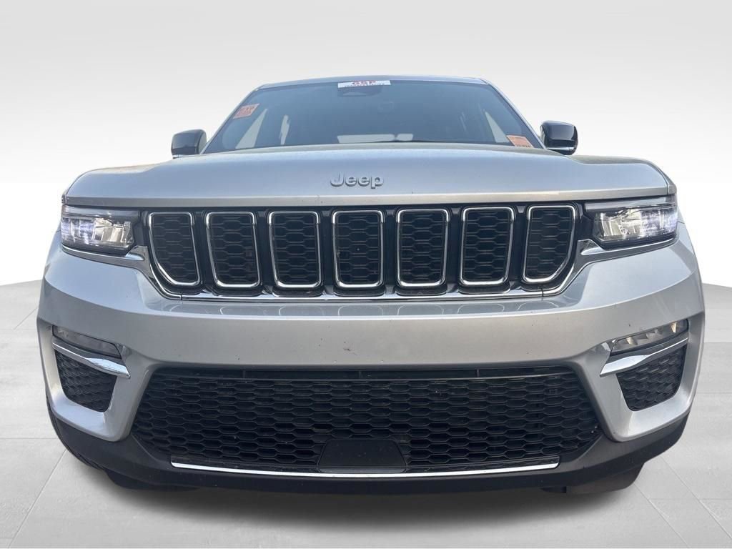 Used 2025 Jeep Grand Cherokee Limited image 33