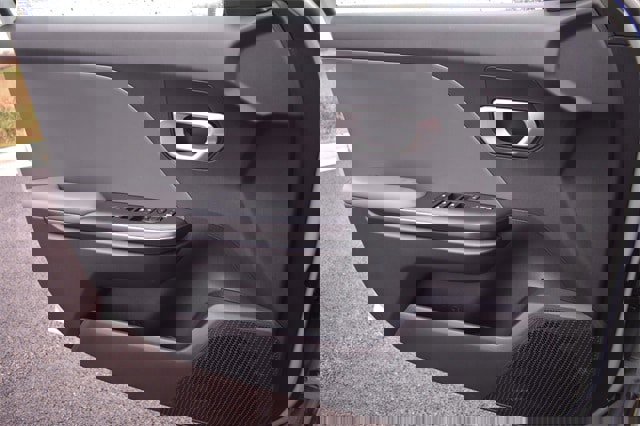 New 2025 Kia K4 LXS image 26