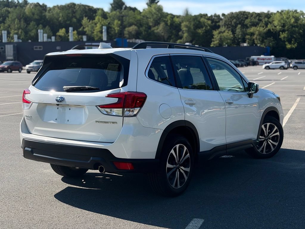 Used 2019 Subaru Forester Limited AWD/4WD image 6