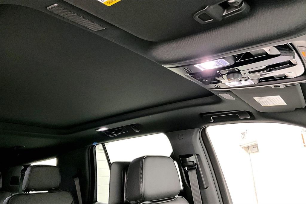 New 2026 GMC Yukon Denali w/ Denali Reserve Package AWD/4WD image 23
