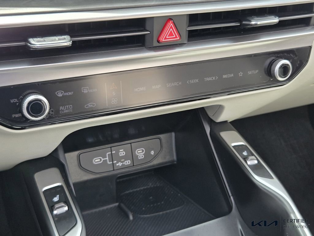 Certified 2025 Kia Sorento X-Line EX image 28