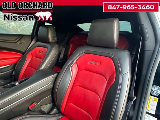 Used 2016 Chevrolet Camaro SS RWD image 11