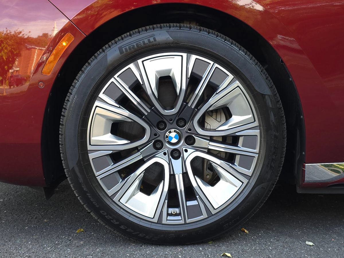 Used 2024 BMW i7 xDrive60 AWD/4WD image 81