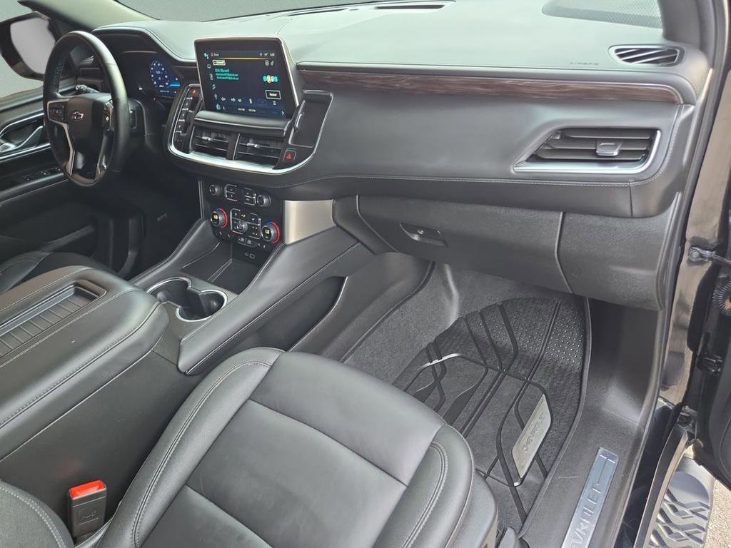 Used 2024 Chevrolet Tahoe Z71 w/ Luxury Package image 29