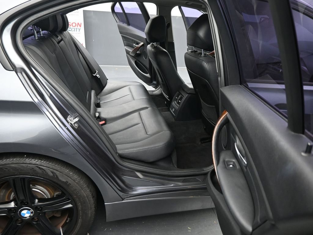 Used 2013 BMW 328i Sedan image 22