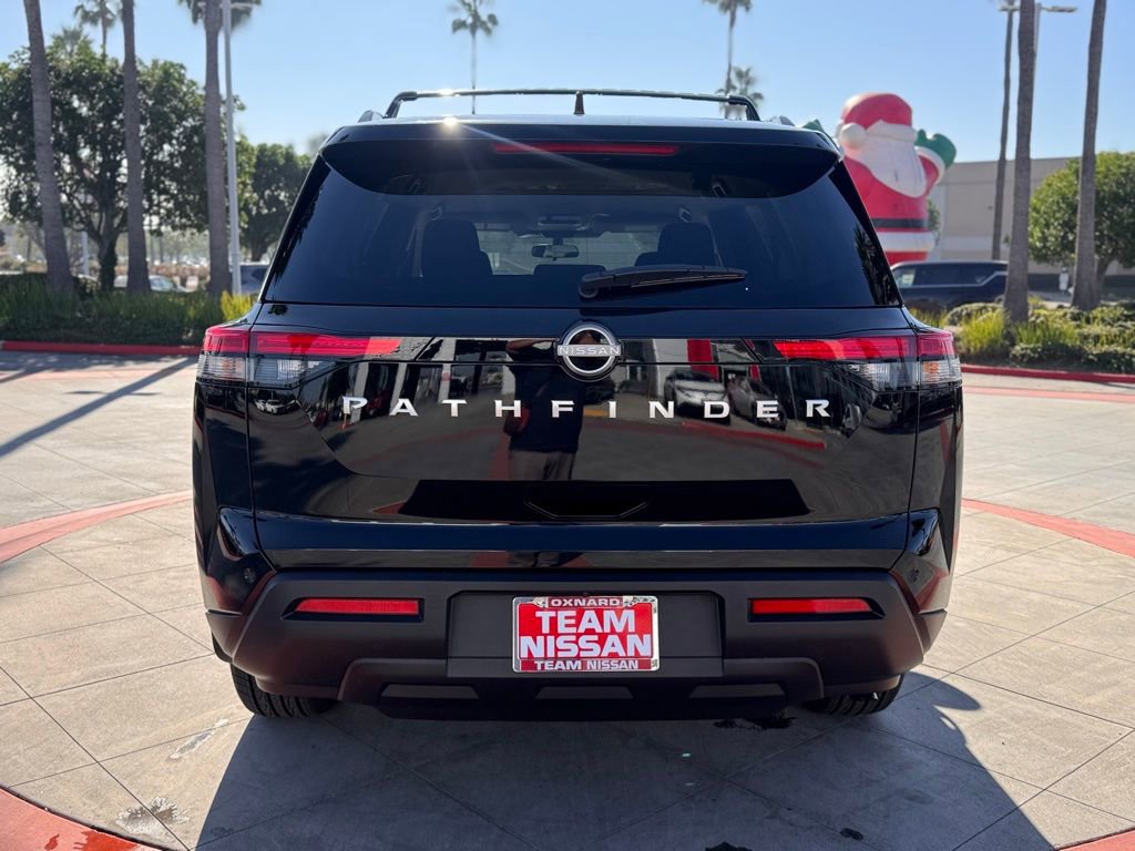 New 2025 Nissan Pathfinder SV image 6