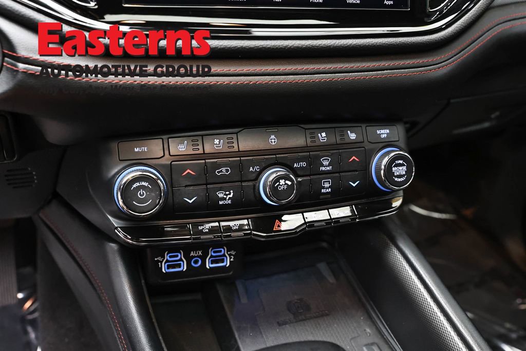 Used 2024 Dodge Durango R/T AWD/4WD image 20
