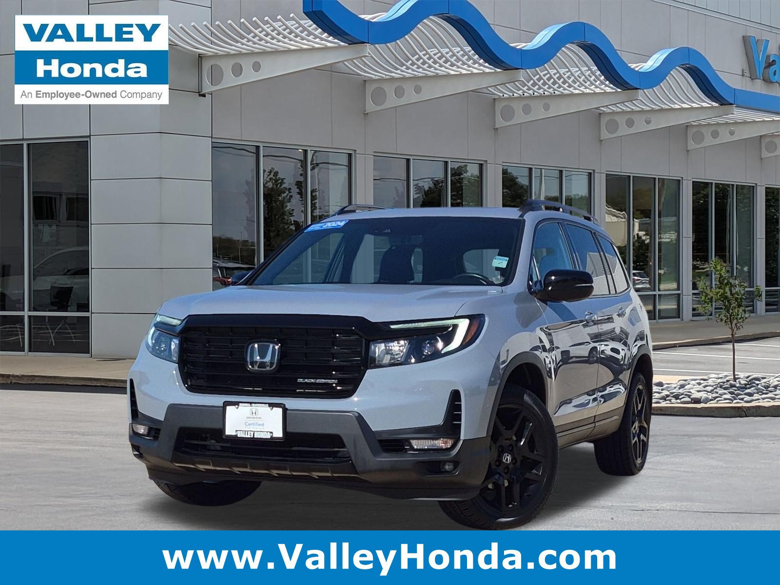 Certified 2024 Honda Passport Black Edition image 1