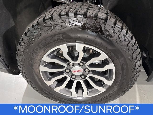 Used 2023 GMC Sierra 1500 AT4 w/ AT4 Premium Package image 6