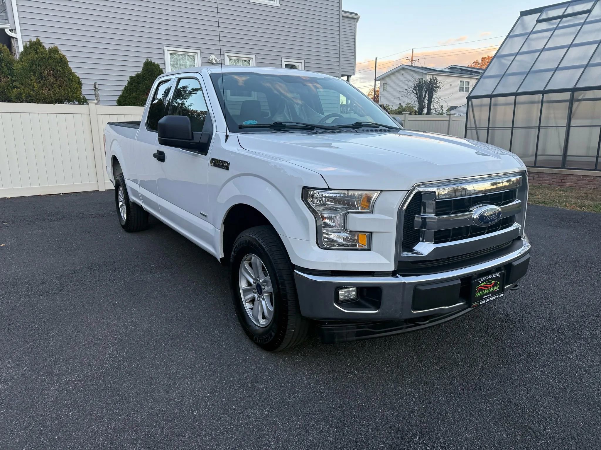 Used 2017 Ford F150 XLT w/ Trailer Tow Package image 15