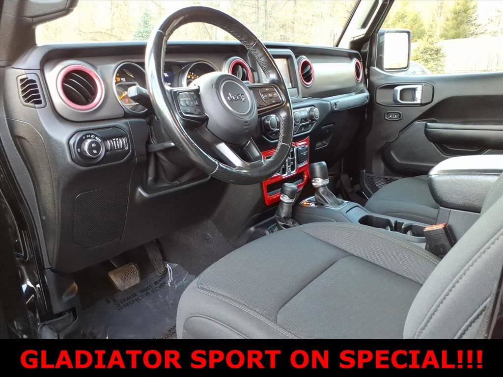 Used 2021 Jeep Gladiator Sport image 12