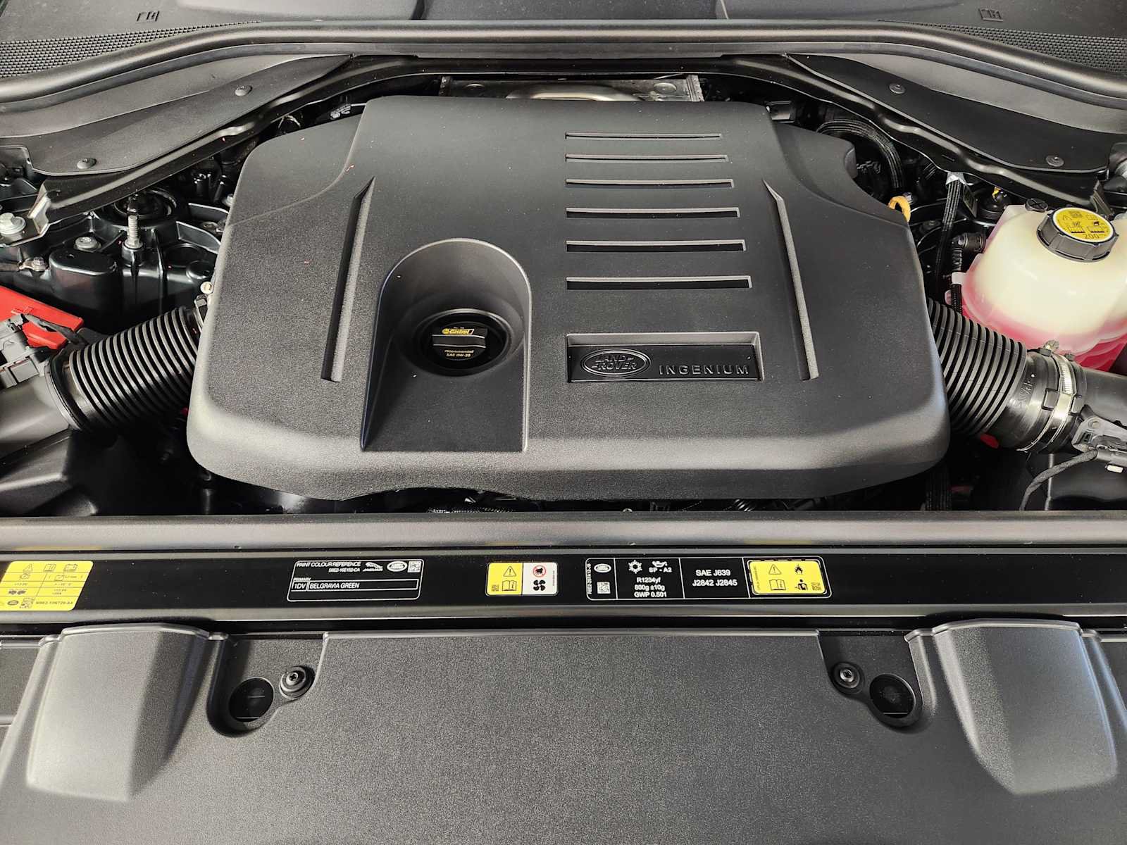 New 2026 Land Rover Range Rover SE AWD/4WD image 31