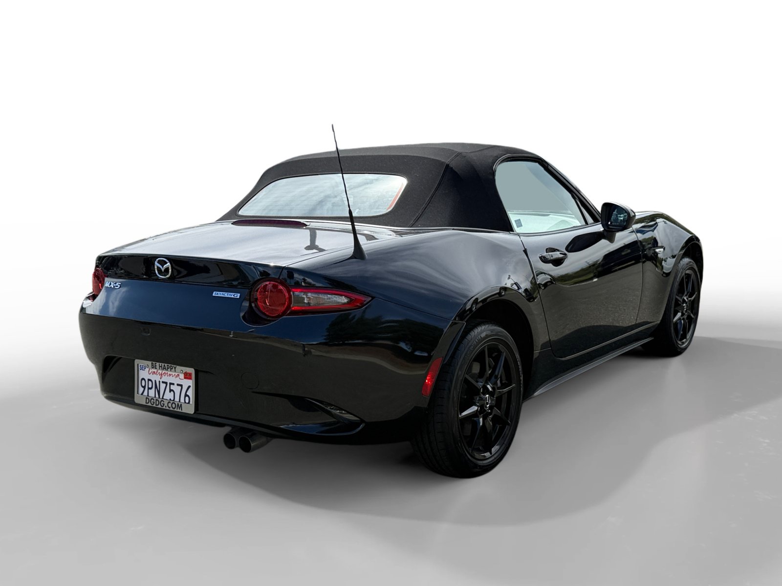 Used 2022 MAZDA MX-5 Miata Sport RWD image 5