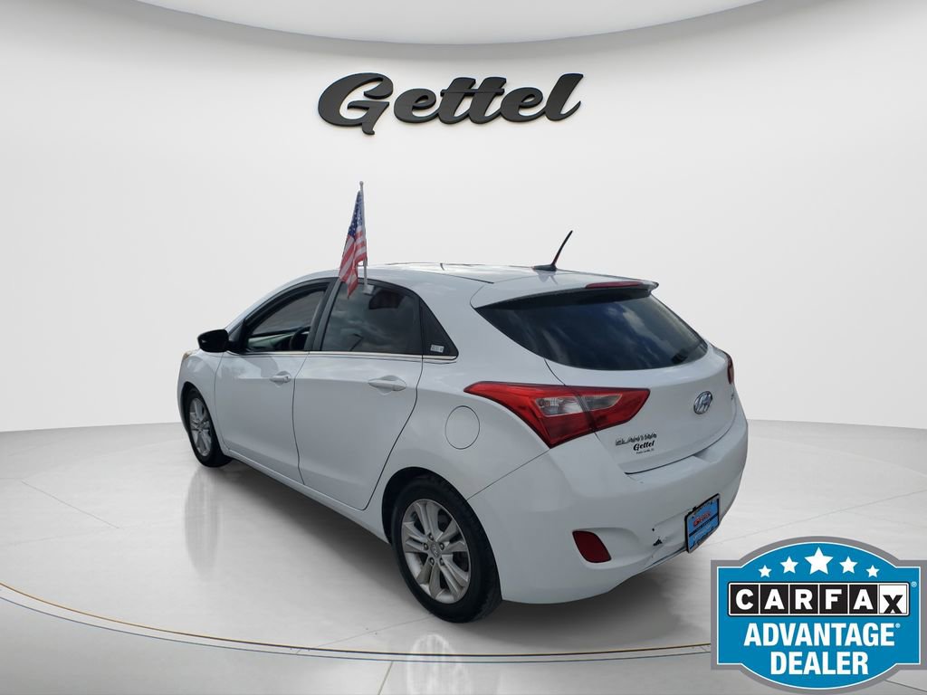 Used 2017 Hyundai Elantra GT image 6