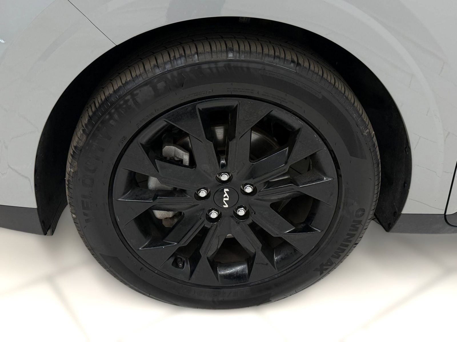 Used 2024 Kia Carnival SX image 10